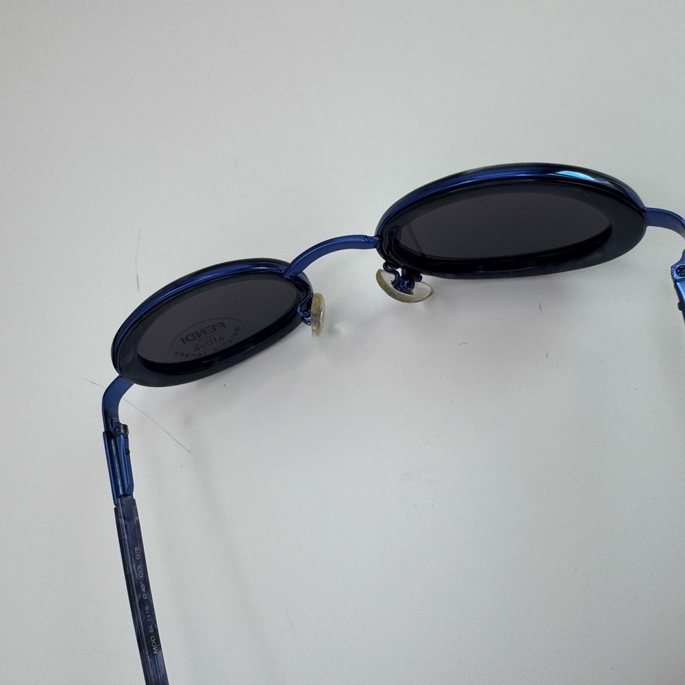 Vintage Fendi SL 7116 Blue Oval Sunglasses Made in Italy Small Frame Y2K - Picture 5 of 7